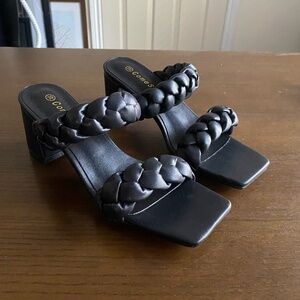 NWOT ComeShun Braided Sandals